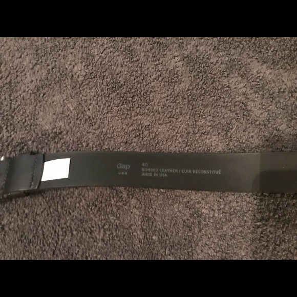 ‼️Sale Bundle & save‼️ GAP leather belt - Picture 4 of 5